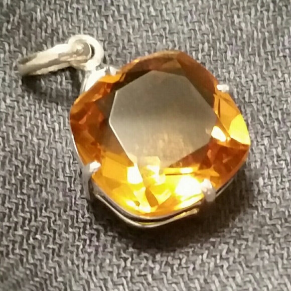 .925 Silver Rounded Square Golden Citrine Pendant - Picture 4 of 6